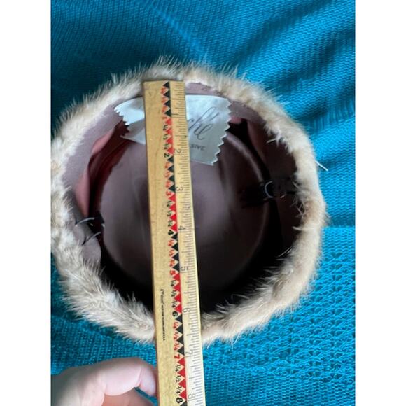 Vintage pill box hat fur with combs - Picture 8 of 11